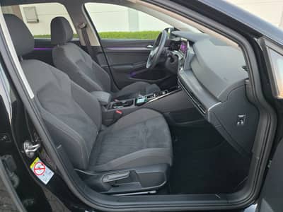 Volkswagen Golf VIII 2.0 TDI DSG"Style"Matrix"Virtual"AHK" — slika 9