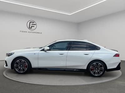 BMW 520d Lim. M Sport*360*H&K*HUD*Gestik*Memo*Shadow — slika 2