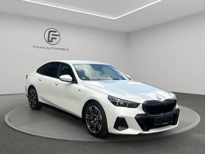 BMW 520d Lim. M Sport*360*H&K*HUD*Gestik*Memo*Shadow — slika 7