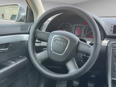 Audi A4 Lim. 2.0 TDI*TÜV02/27*Xenon*Sitzheizung*Klima — slika 13