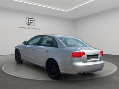 Audi A4 Lim. 2.0 TDI*TÜV02/27*Xenon*Sitzheizung*Klima — slika 3