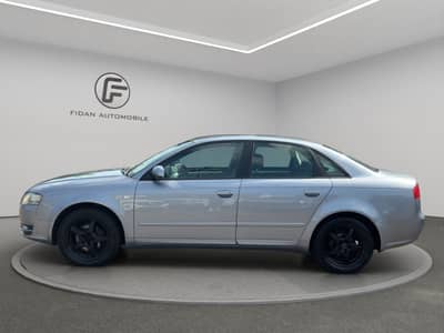 Audi A4 Lim. 2.0 TDI*TÜV02/27*Xenon*Sitzheizung*Klima — slika 2