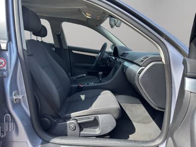 Audi A4 Lim. 2.0 TDI*TÜV02/27*Xenon*Sitzheizung*Klima — slika 15