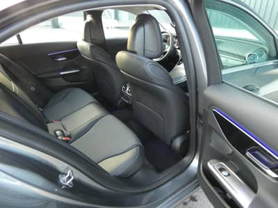 Mercedes-Benz C 200 d 9G Avantgarde LED Navi Kamera Ambiente — slika 7