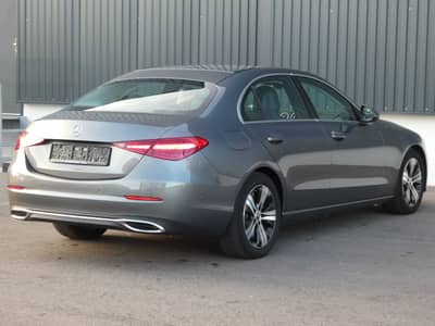 Mercedes-Benz C 200 d 9G Avantgarde LED Navi Kamera Ambiente — slika 29