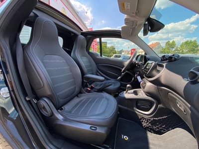 Smart ForTwo cabrio Prime Brabus-16"/Kamera/Leder/Navi — slika 11