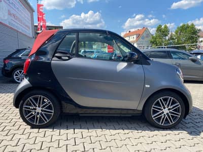 Smart ForTwo cabrio Prime Brabus-16"/Kamera/Leder/Navi — slika 18