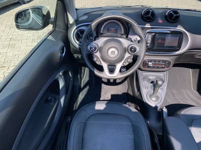 Smart ForTwo cabrio Prime Brabus-16"/Kamera/Leder/Navi — slika 13