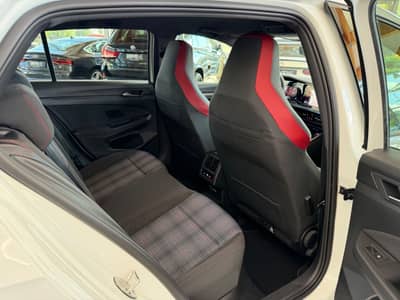 Volkswagen Golf VIII Lim. GTI ACC LED KAMERA H&K — slika 25