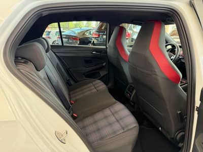 Volkswagen Golf VIII Lim. GTI ACC LED KAMERA H&K — slika 24