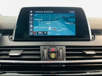 BMW 218 AT°SPORT-LINE°AMBIENT°SOUND°NAVI°SHZ°PDC°1Hd — slika 22