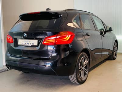 BMW 218 AT°SPORT-LINE°AMBIENT°SOUND°NAVI°SHZ°PDC°1Hd — slika 4