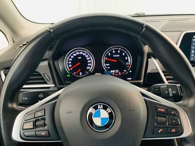 BMW 218 AT°SPORT-LINE°AMBIENT°SOUND°NAVI°SHZ°PDC°1Hd — slika 17