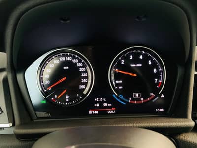 BMW 218 AT°SPORT-LINE°AMBIENT°SOUND°NAVI°SHZ°PDC°1Hd — slika 21