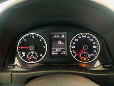 Volkswagen Tiguan Trend & Fun BMT°AHK°PDC°2.Hd°8xbereift° — slika 19