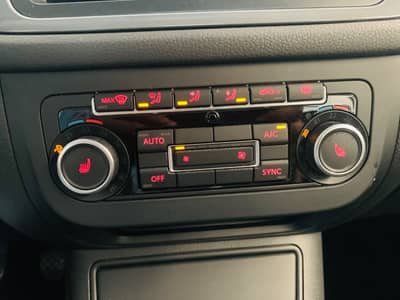 Volkswagen Tiguan Trend & Fun BMT°AHK°PDC°2.Hd°8xbereift° — slika 17