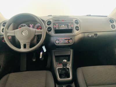 Volkswagen Tiguan Trend & Fun BMT°AHK°PDC°2.Hd°8xbereift° — slika 10