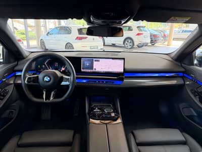 BMW 540 Lim. d xDrive M Sport Pro Iconic Glow 21ZOLL — slika 12