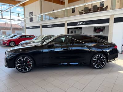 BMW 540 Lim. d xDrive M Sport Pro Iconic Glow 21ZOLL — slika 6