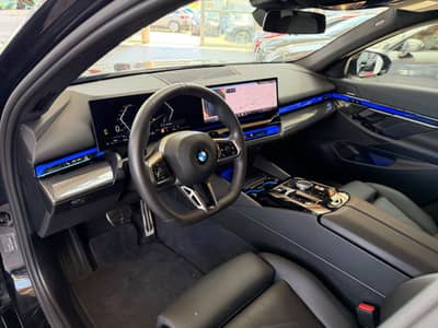 BMW 540 Lim. d xDrive M Sport Pro Iconic Glow 21ZOLL — slika 13