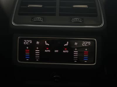 Audi A6 Avant 40 TDI 2x S-Line*Pano*Virtual*App*Optik — slika 18