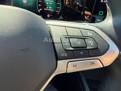 Volkswagen Golf 8 2.0 TDI MOVE*DSG*VIRT*PAN*LED*HEAD-UP!!!! — slika 26