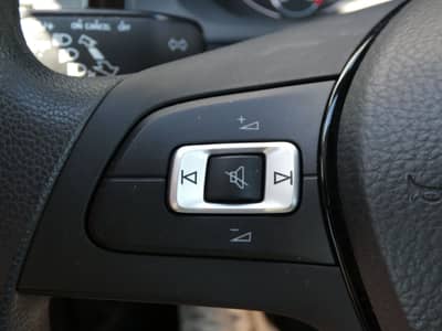 Volkswagen Polo 1.0 Comfortline Klimaaut SHZ Einparkhilfe — slika 11