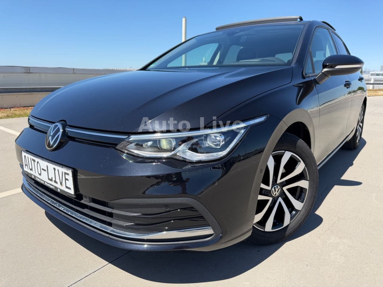 Volkswagen Golf 8 2.0 TDI ACTIVE*DSG*VIR*PAN*IQ-LED*HEAD-UP — slika 1