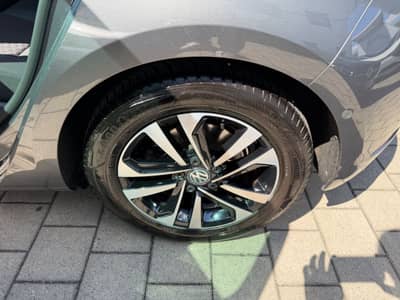 Volkswagen Golf VII Lim. IQ.DRIVE BlueMotion — slika 6