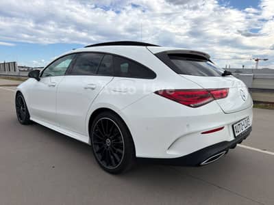 Mercedes-Benz CLA 220 d*8G*4 MATIC*AMG-LINE*PAN*WIDESCREEN*VOL — slika 3