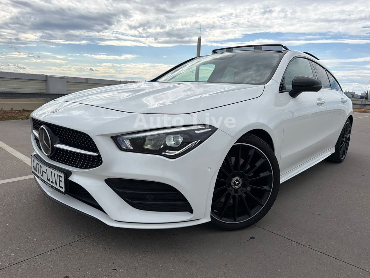 Mercedes-Benz CLA 220 d*8G*4 MATIC*AMG-LINE*PAN*WIDESCREEN*VOL — slika 1