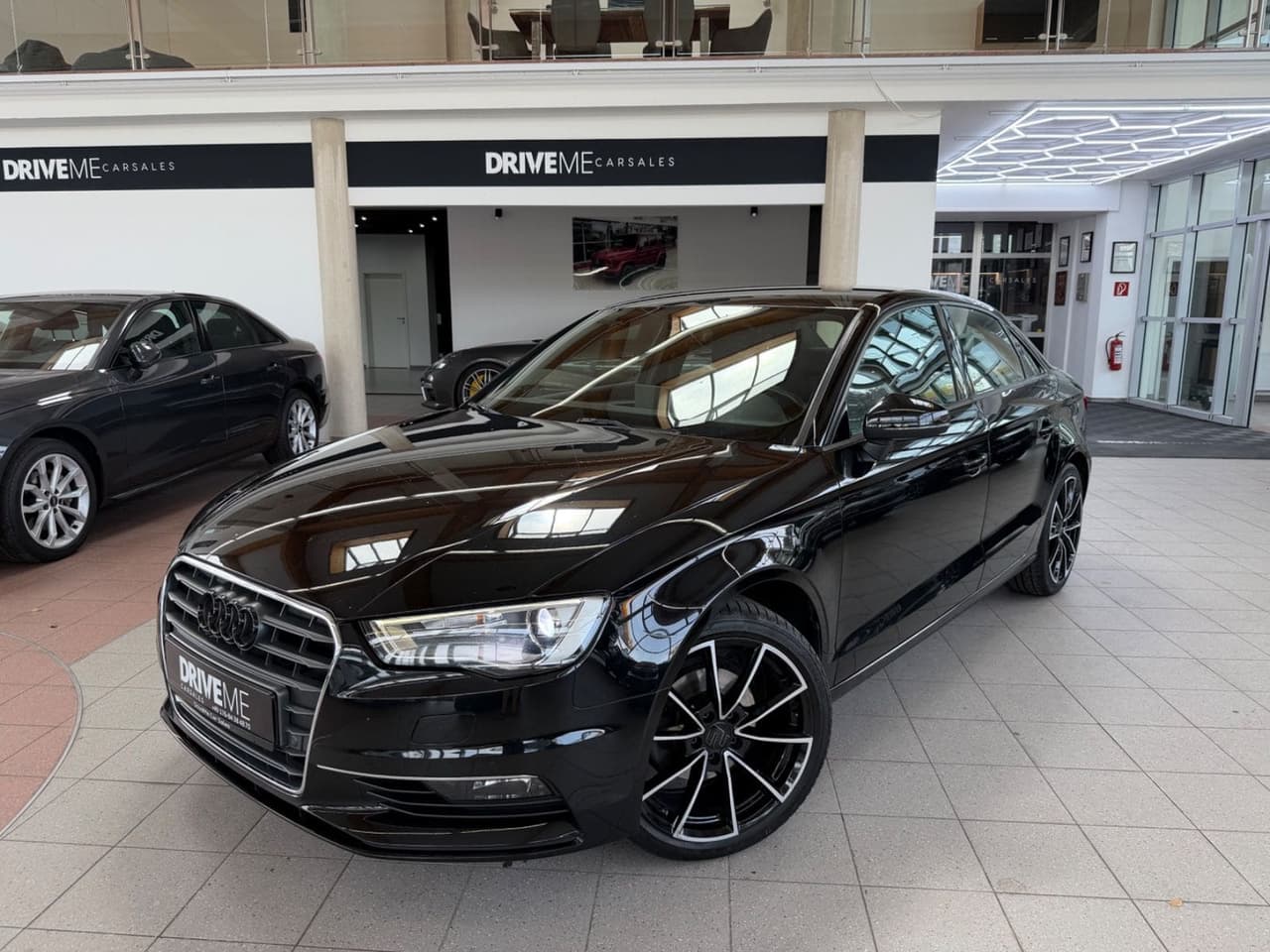 Audi A3 Limousine 1.6TDI ambition — slika 1