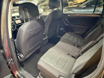 Volkswagen Tiguan Allspace Life/Navi/Kamera/LED/TOP — slika 17