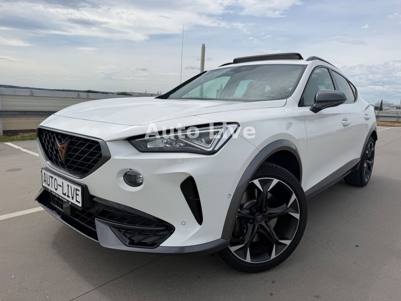 Cupra Formentor 2.0 TSI*4D*VZ*DSG*VIR*SSL*PAN*NAVI*LED — slika 1