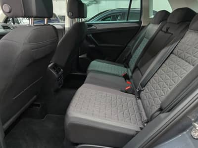 Volkswagen Tiguan Life*1-Hand*Standheizung*LED*Navi*ACC* — slika 15