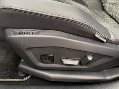 Peugeot 3008 Hybrid 145 GT ACC/Massage/Assistenz/360°/Sh — slika 6