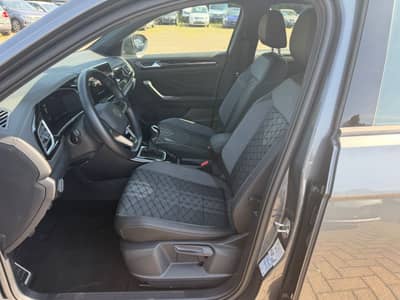 Volkswagen T-Roc R-Line — slika 4