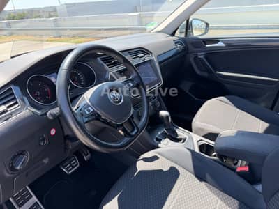 Volkswagen Tiguan 2.0 TDI Allspace*7-SITZ*PANO*LED*AHK*360! — slika 20