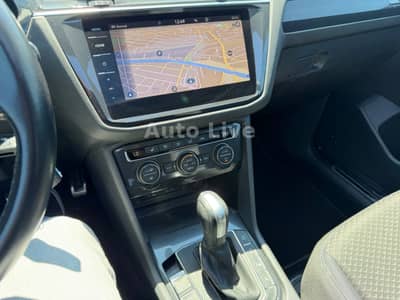 Volkswagen Tiguan 2.0 TDI Allspace*7-SITZ*PANO*LED*AHK*360! — slika 17