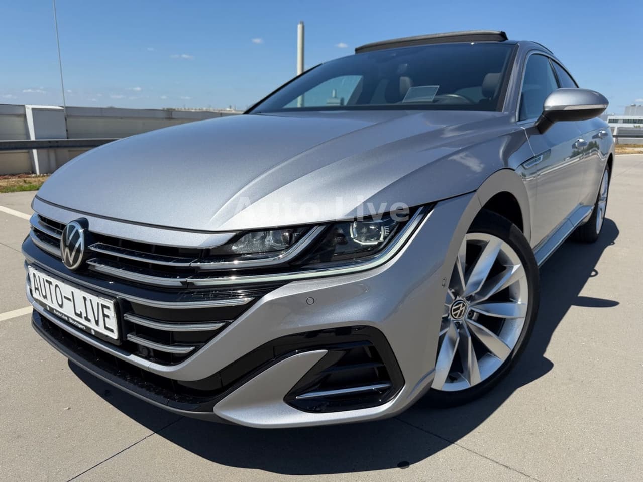 Volkswagen Arteon 2.0 TDI*DSG*4M*R LINE*PAN*IQ*VIRT*AHK*VOL — slika 1