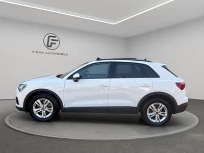 Audi Q3 35 TDI Virtual*Pano*AHK*Kamera*Ambiente*App* — slika 2