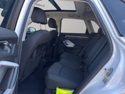 Audi Q3 35 TDI Virtual*Pano*AHK*Kamera*Ambiente*App* — slika 11