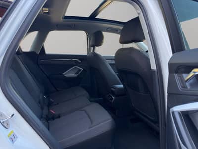 Audi Q3 35 TDI Virtual*Pano*AHK*Kamera*Ambiente*App* — slika 14