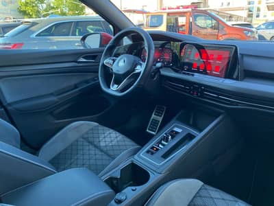 Volkswagen Golf VIII Lim. R-Line eTSI ACC/PDC/LED/Assistenz — slika 13