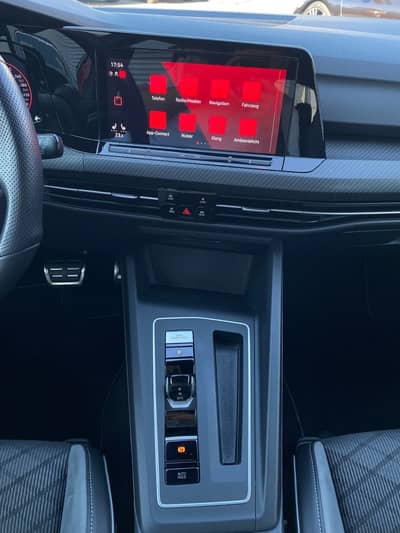 Volkswagen Golf VIII Lim. R-Line eTSI ACC/PDC/LED/Assistenz — slika 10