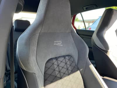 Volkswagen Golf VIII Lim. R-Line eTSI ACC/PDC/LED/Assistenz — slika 7