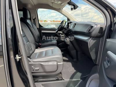 Opel Zafira Life TourerM 2.0 CDTi*AUTO*NAVI*LED*LEDER — slika 19