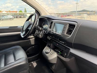 Opel Zafira Life TourerM 2.0 CDTi*AUTO*NAVI*LED*LEDER — slika 17