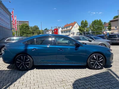 Peugeot 508 Hybrid 225 GT ACC/Focal/Memory/Massage/Stand — slika 16