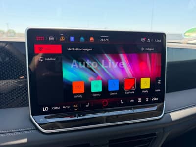 Volkswagen Tiguan 1.5 eTSI*Life*DSG*PAN*VIR*NAVI*IQ-LED*360 — slika 13